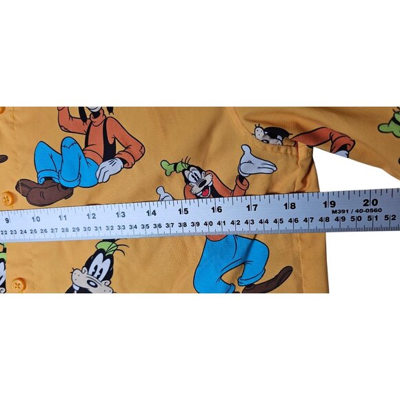 Disney X Outdoor Voices Goofy SolarCool Tourist Shirt Size XS Short Sleeve Butto - Picture 3 of 9